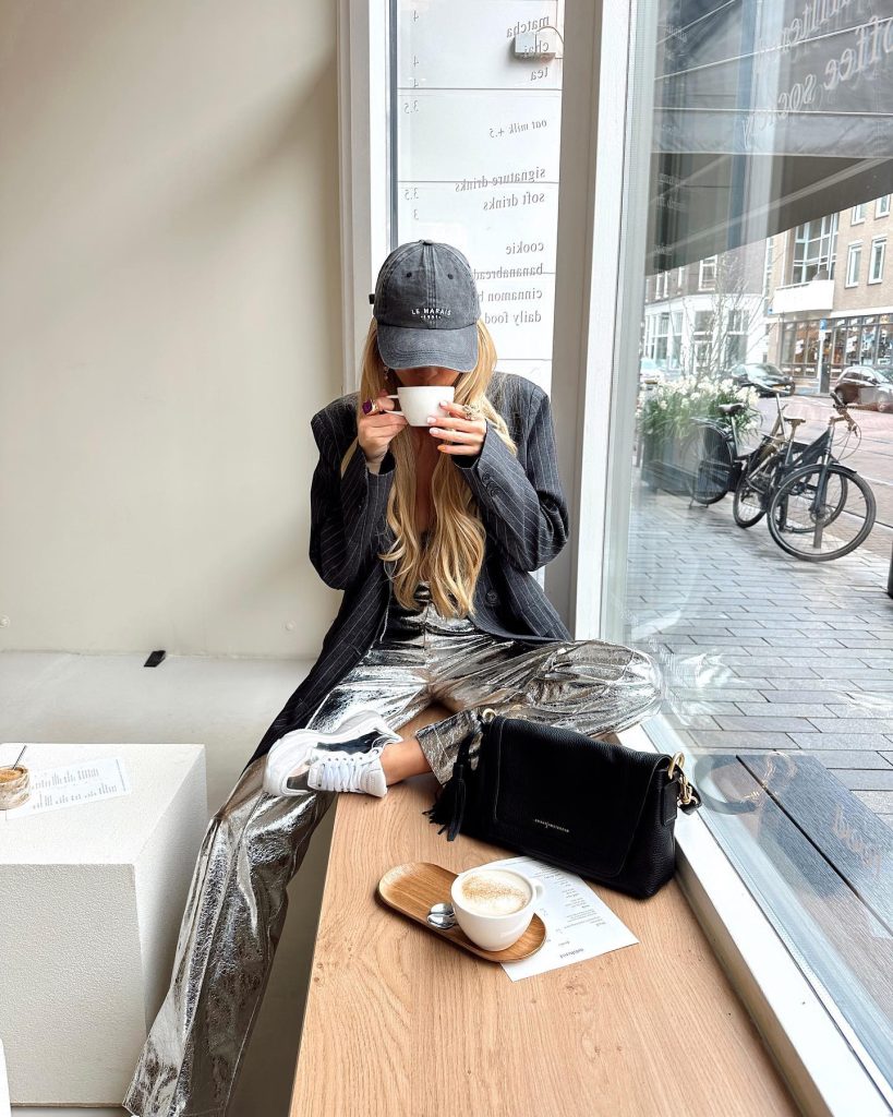 shineypent coffee date outfit