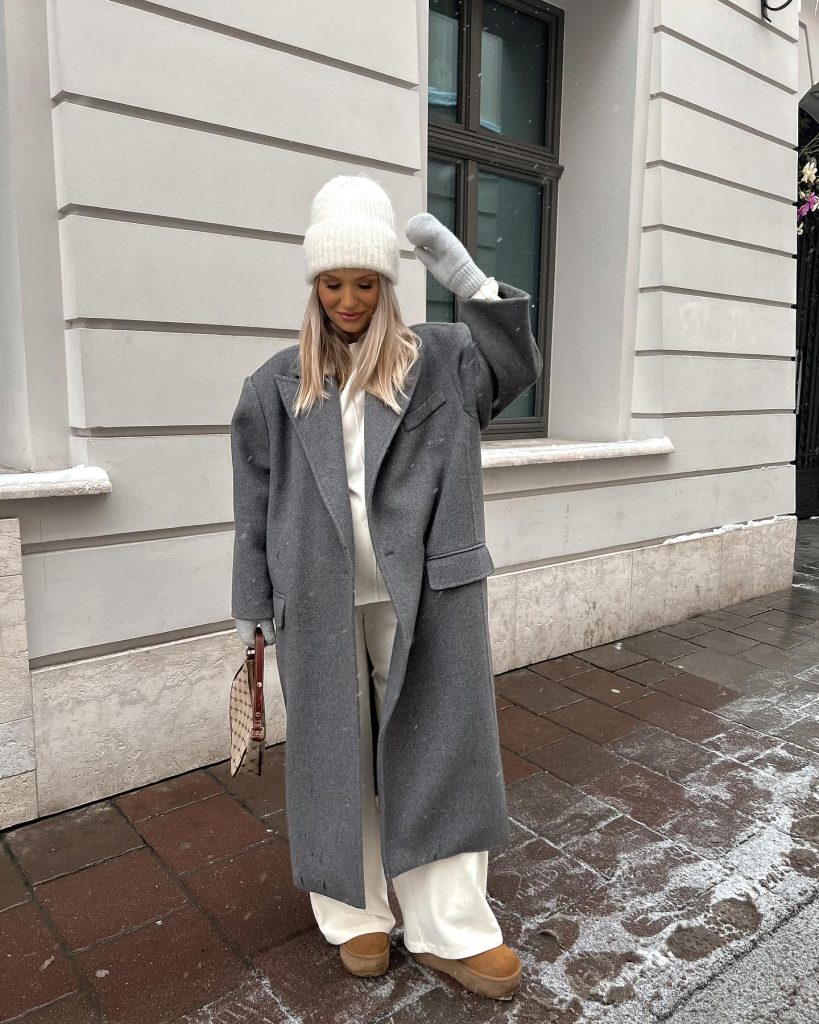 simple winter maternity outfit