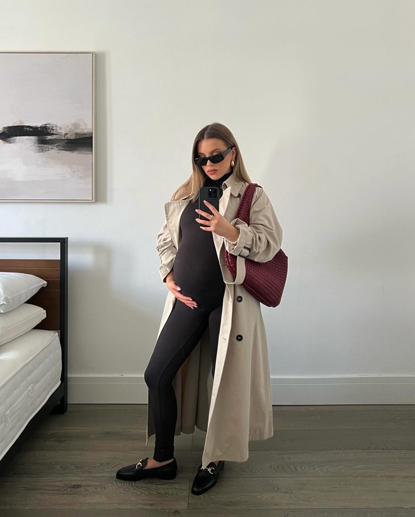 stylish maternity leggings outfit