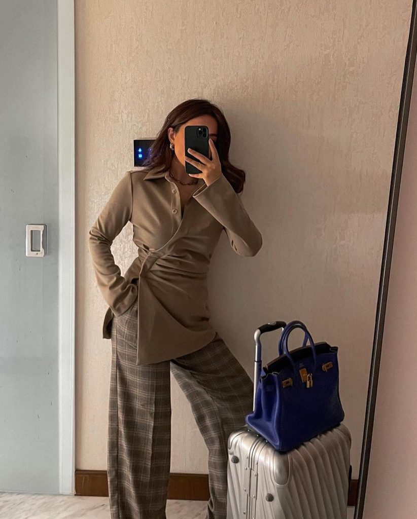 unique winter airport look