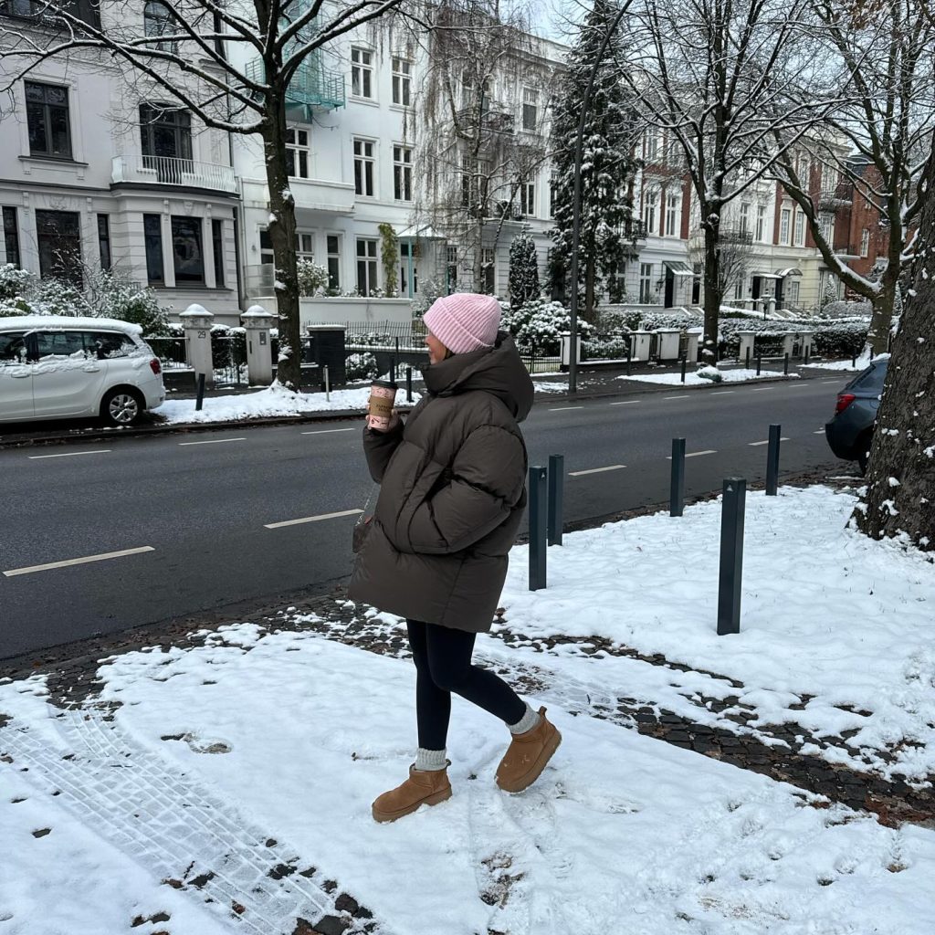 warm winter legging outfit