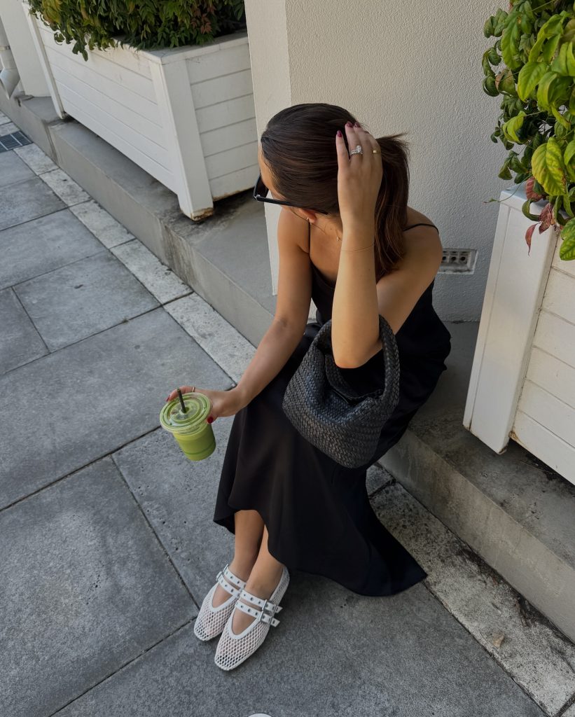 black ballet flat shoe outfit