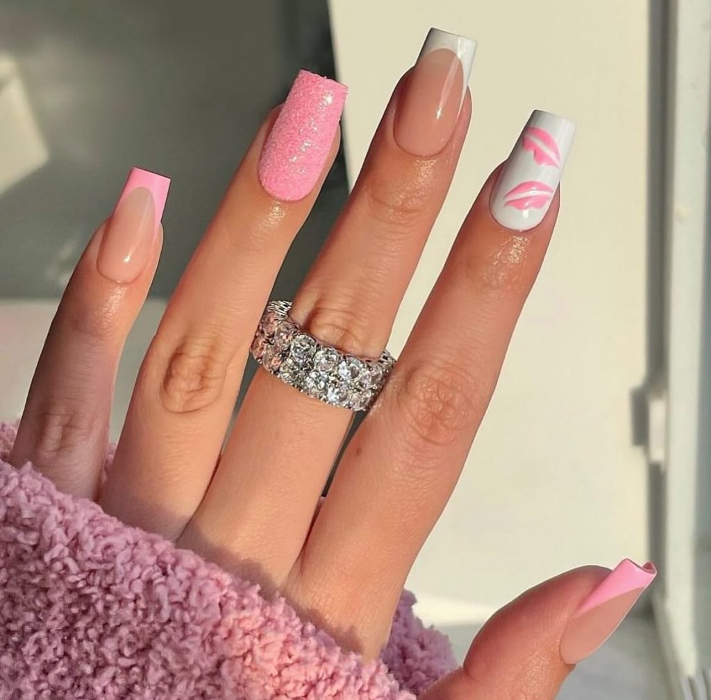 kissart pink valentine nails