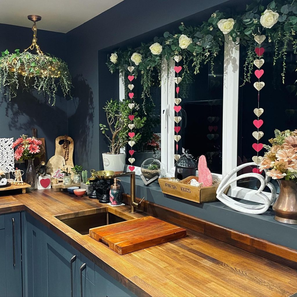 kitchen valentine decor