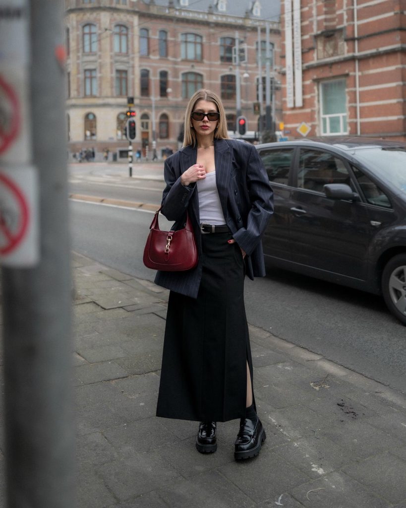 oversized blazer business outfit