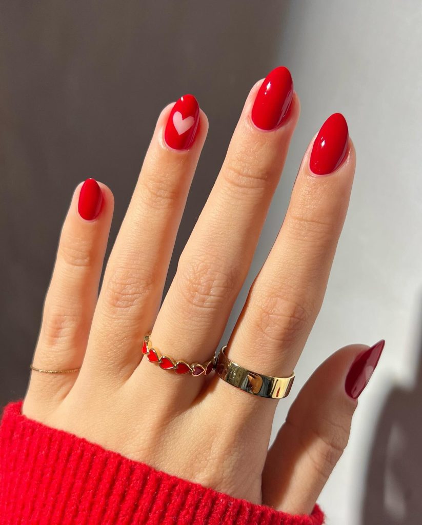 perfect red valentine nails