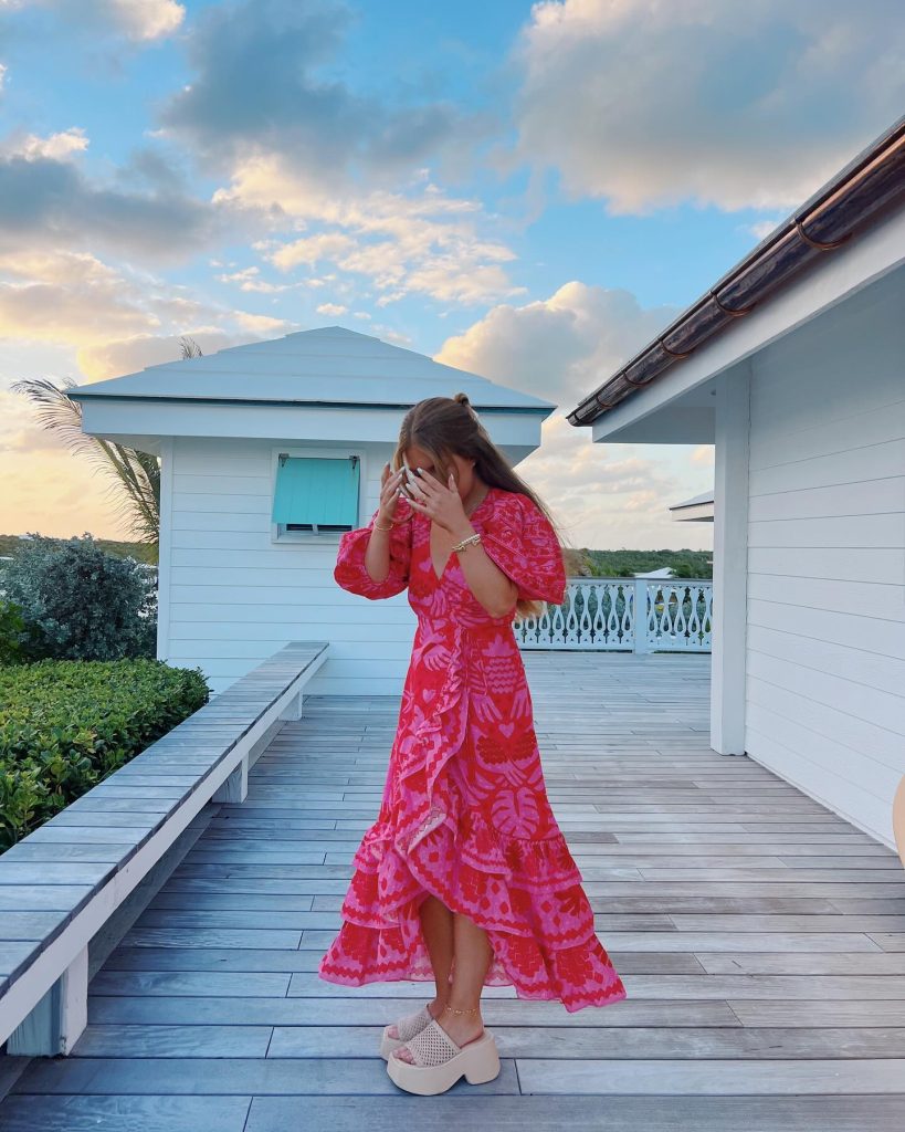 trendy flowy maxi dress