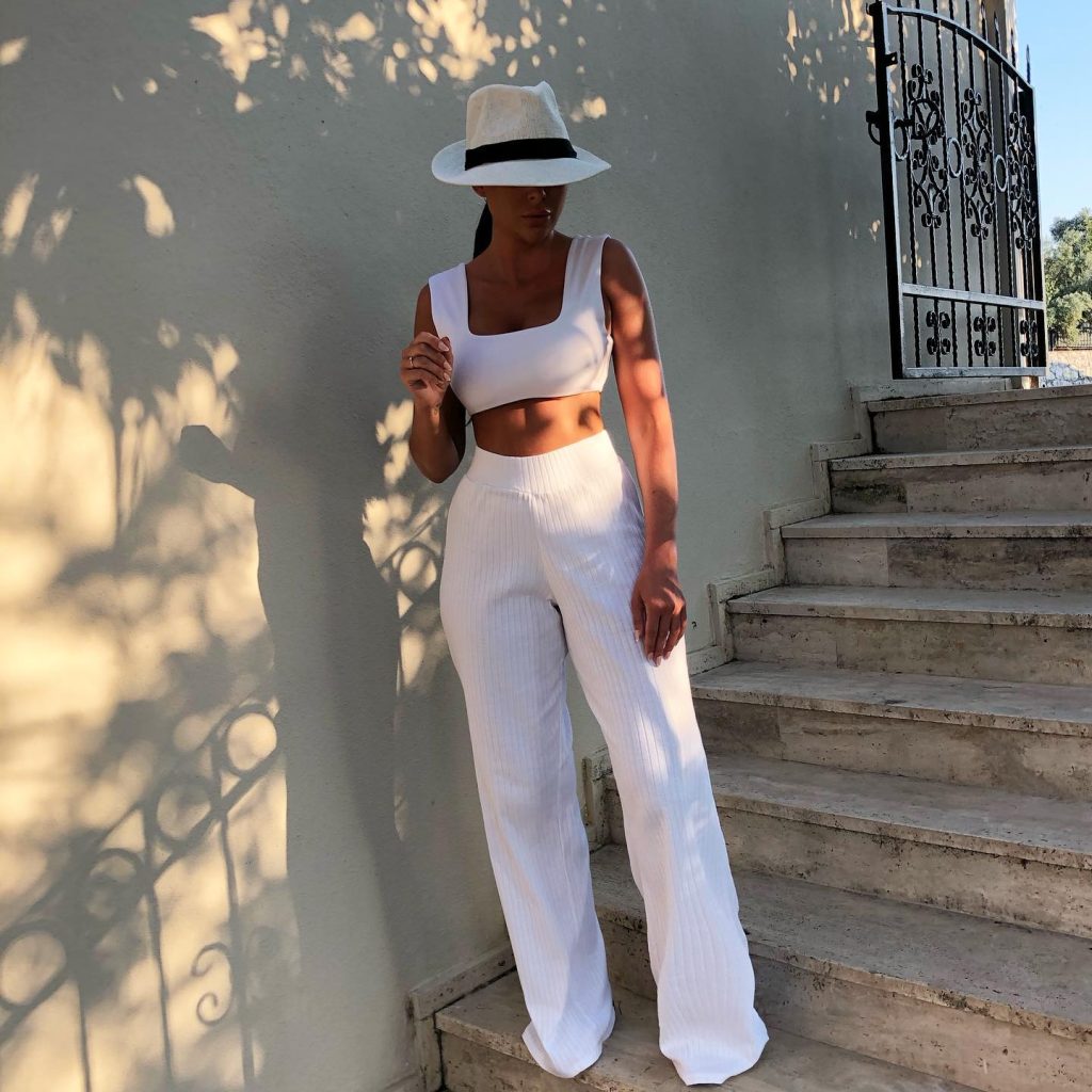 amazing white summer outfit