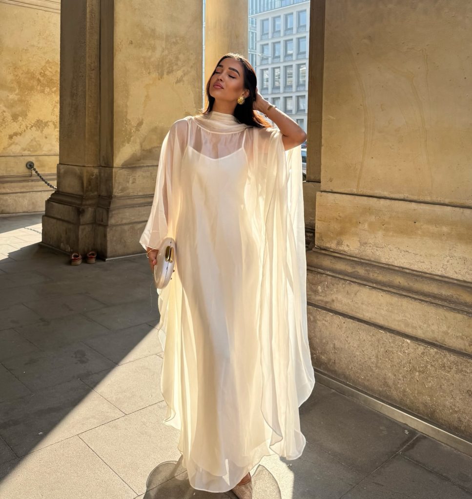 fantastic white summer outfit