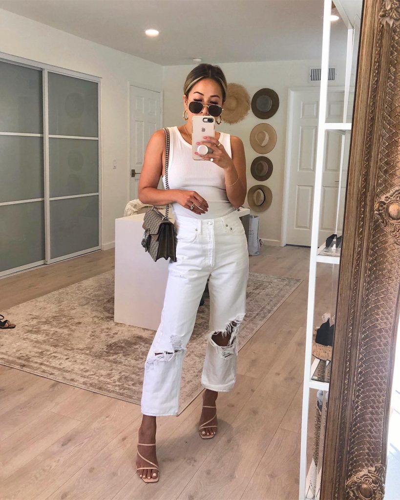 stylish white summer outfit