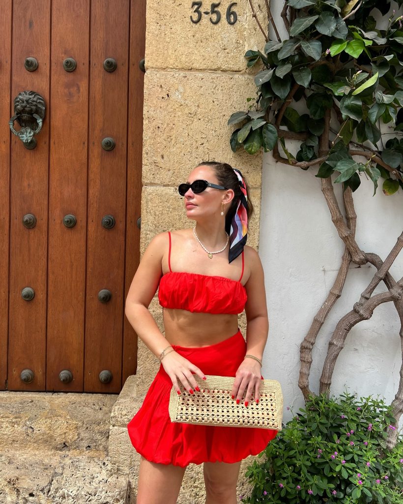red vacation outfit